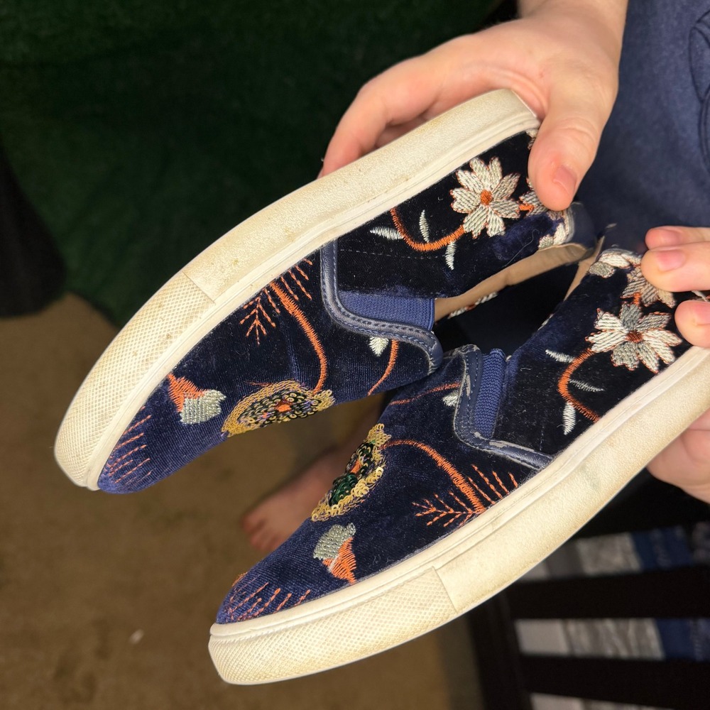 STEVEN by Steve Madden Tatum Navy Velvet Floral Sequin Slip On Sneakers Size 6 - Picture 8 of 8
